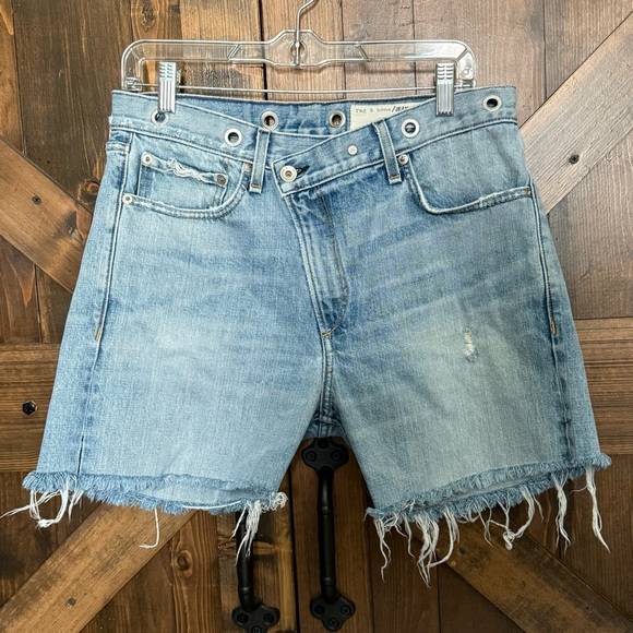 rag & bone Pants - RAG & BONE Asymmetrical Zippered Riveted Waistband Distressed Hem Denim Short 28